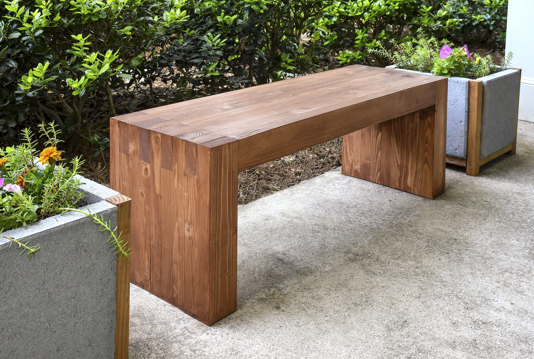DIY outdoor bench