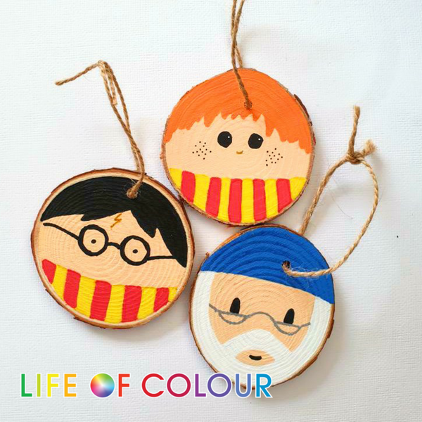 DIY Wood Slice Harry Potter Ornaments
