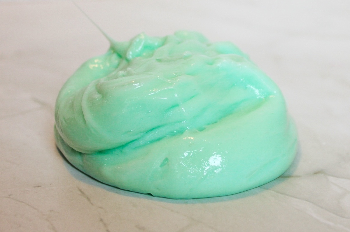how to make slime with glue and laundry detergent