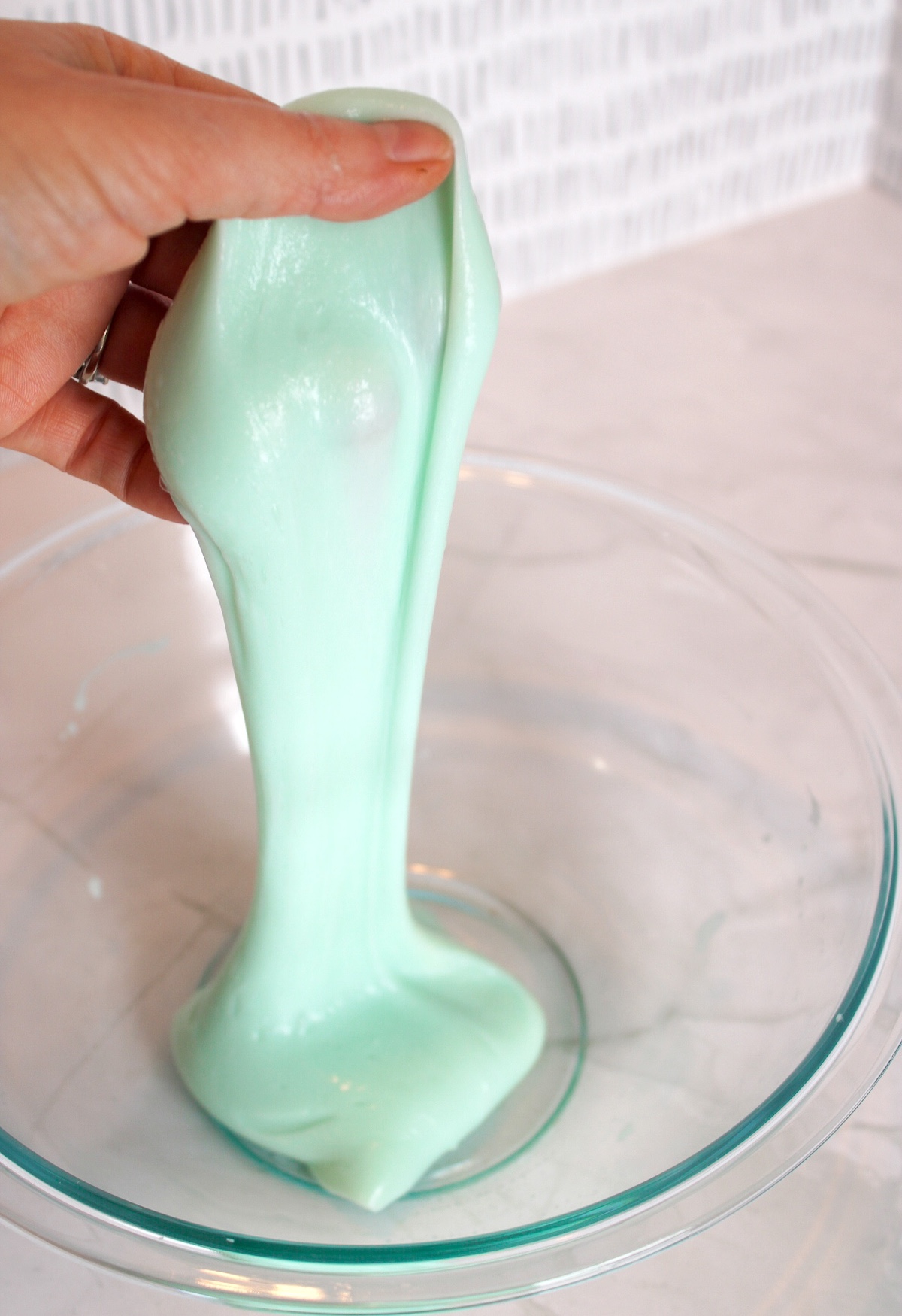 how to make slime with laundry detergent